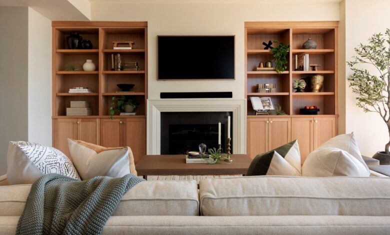 Decorate While Staying Clutter Free